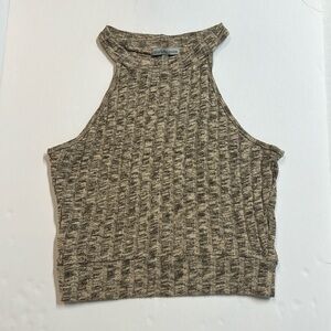 Brown/green tweed crop shirt.